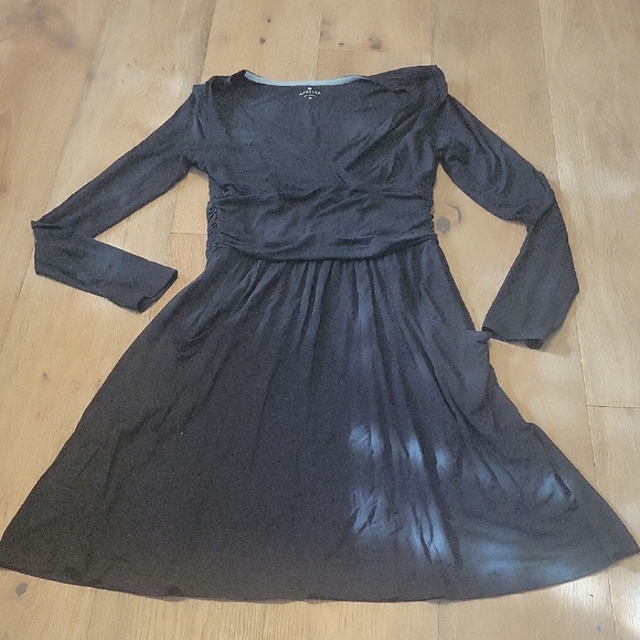 Athleta Black Long Sleeved Dress Size Medium - Picture 1 of 6
